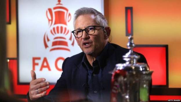 बीबीसीले सामाजिक सञ्जाल दिशानिर्देशहरूको समीक्षा गर्ने, ग्यारी लिनेकर फिर्ता