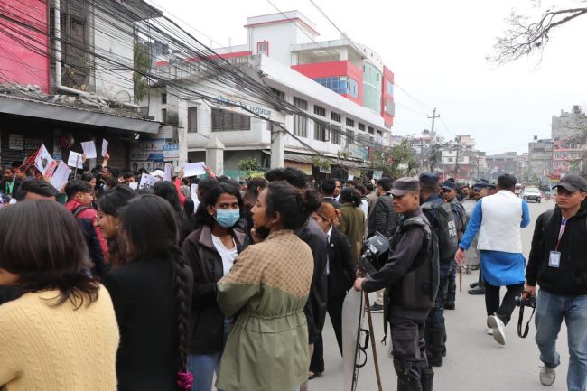 उपत्यकाको क्याम्पसमा उत्साहपूर्ण मतदान (फोटो फिचर)