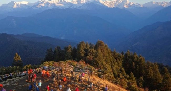 वसन्त ऋतुसँगै घोडेपानी र पुनहिलमा पर्यटकको लर्को