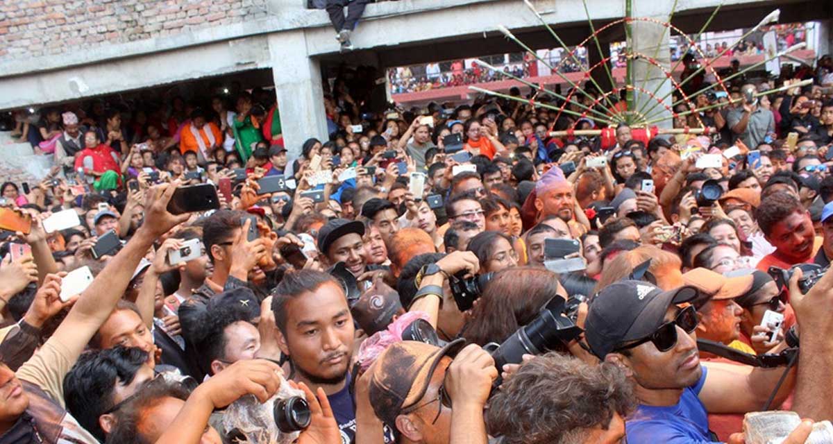 सुजनले जिब्रो छेडाएर जात्रालाई निरन्तरता दिने