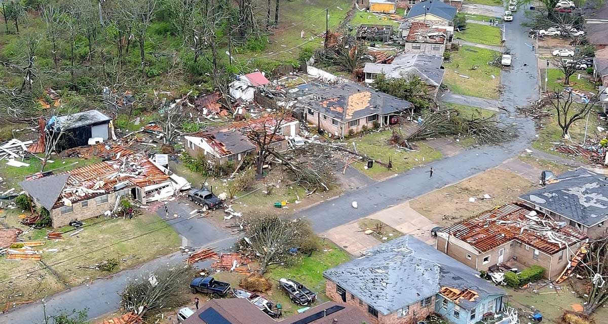 अमेरिकामा आँधी : छब्बीस जनाको मृत्यु, जनजीवन अस्तव्यस्त
