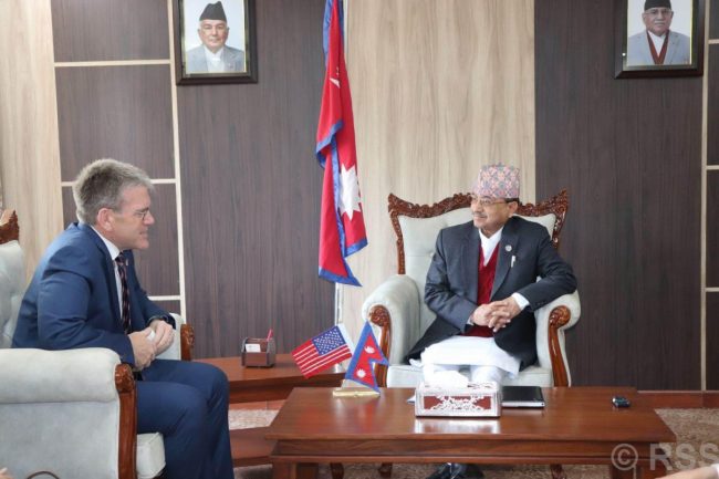 उपप्रधानमन्त्री खड्का र अमेरिकी राजदूतबीच भेटवार्ता