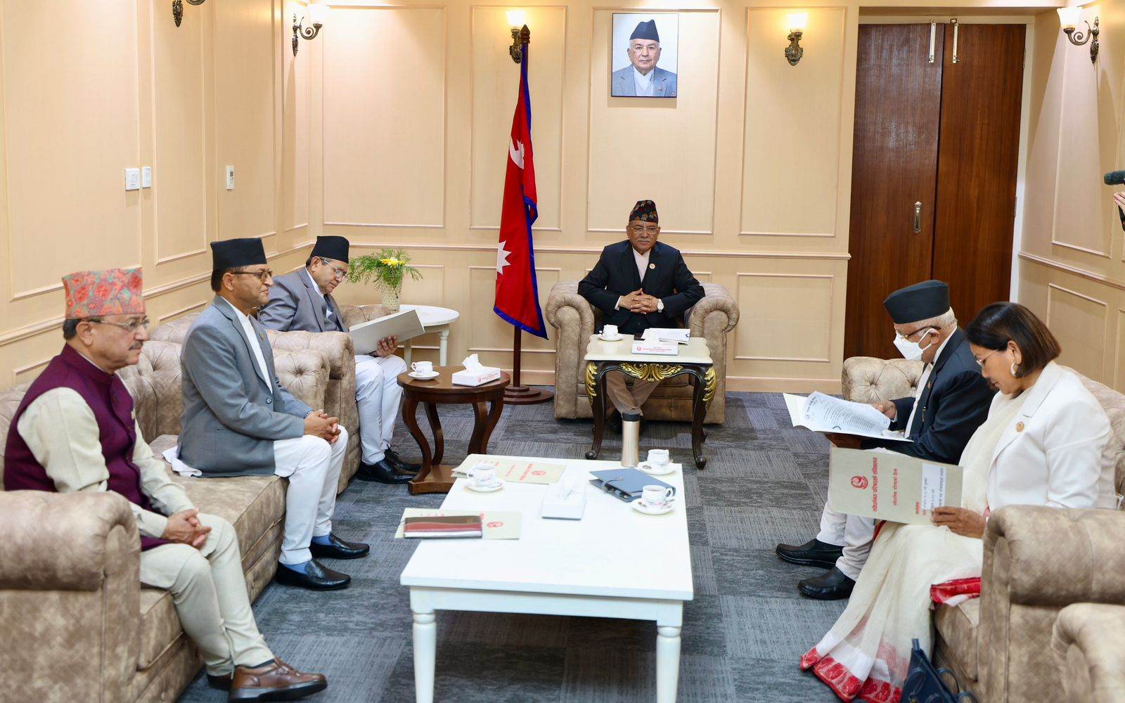 संवैधानिक परिषद्को बैठक विना निष्कर्ष टुंगियो