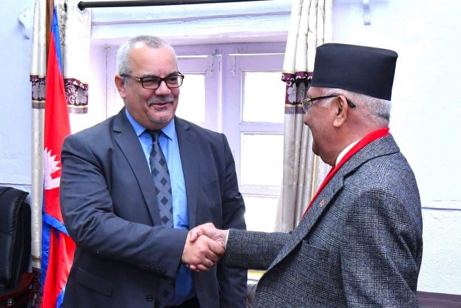 एमाले अध्यक्ष ओली र क्युवाका राजदूतबीच भेटवार्ता