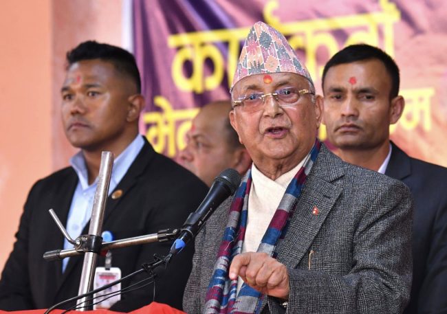 चौतर्फी घेराबन्दीलाई तोडेर एमाले एक्लै अगाडि बढिरहेको छः ओली