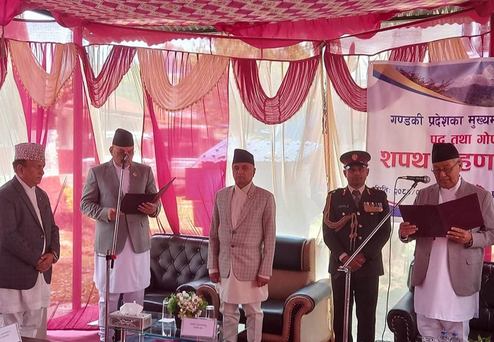 गण्डकीका नवनियुक्त मुख्यमन्त्री पाण्डेले लिए शपथ, तीन सदस्यीय मन्त्रिमण्डल गठन