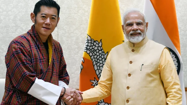 भुटानी प्रधानमन्त्रीको भारतबारे ‘विवादास्पद अभिव्यक्ति’पछि भुटानी राजा भारत भ्रमणमा