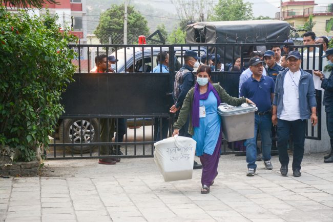 तनहुँ-१ मा मतगणना सुरु हुँदै