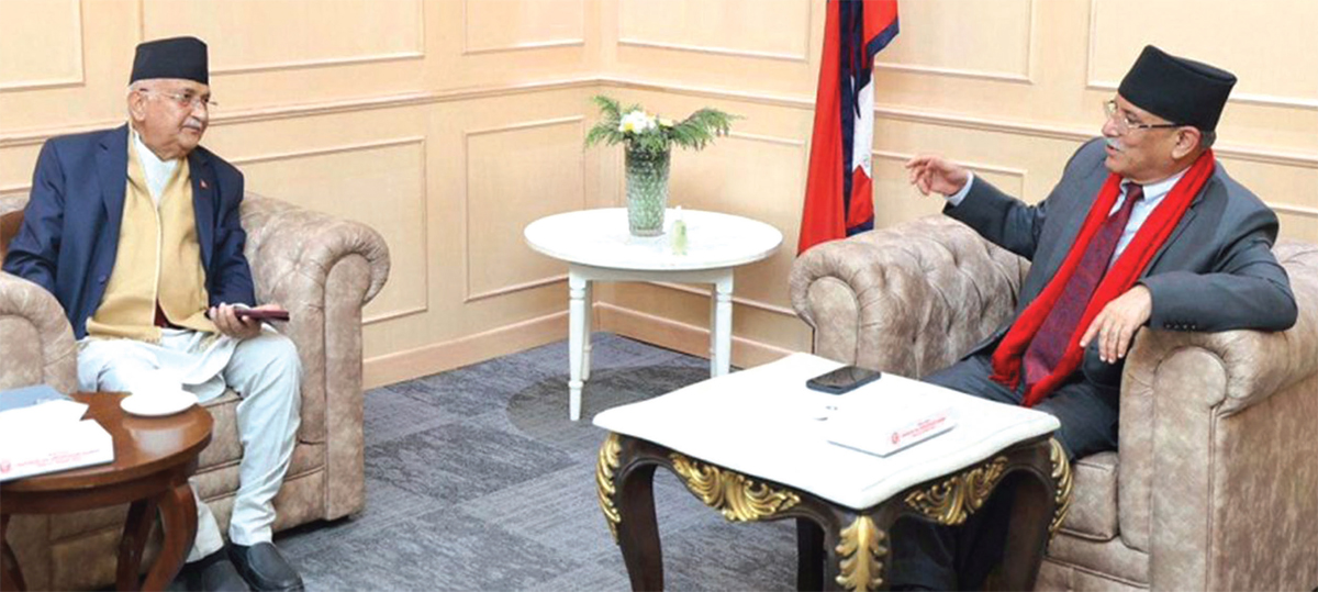 ओलीको अडानले प्रचण्ड अप्ठयारोमा