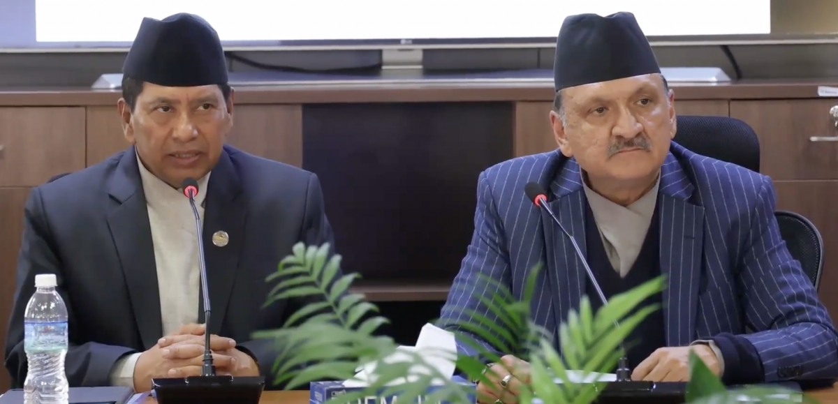 कर छलि र अवैध गतिविधि रोक्न अर्थमन्त्री र गृहमन्त्रीबीच छलफल