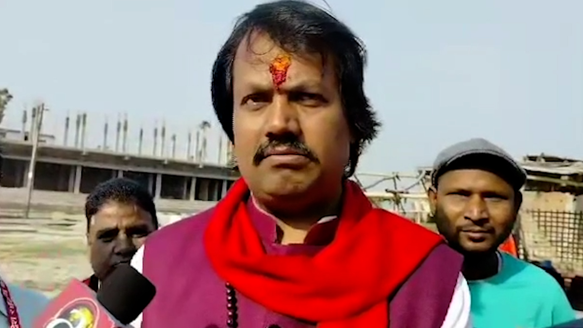 बाराका केहि मतदान केन्द्रको बुथ कब्जा भएको सिके राउतको आरोप (भिडियो)