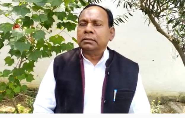पूर्वमन्त्रीले ५९ वर्षको उमेरमा १२ कक्षा पास गरे