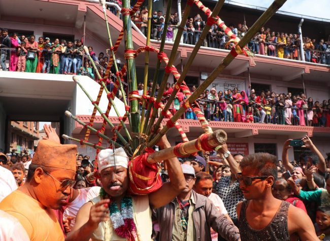 सजन बाग श्रेष्ठ भन्छन्- जिब्रो छेडी महाद्वीप बोकेर बोडे सहर घुम्ने प्रतीक्षामा छु