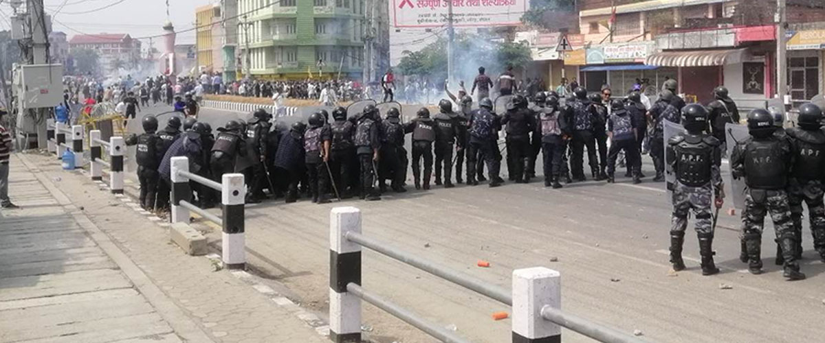 पदम लिम्बुको शवयात्राको क्रममा बिराटनगर तनावग्रस्त, प्रहरीले छाडयो अश्रुग्याँस