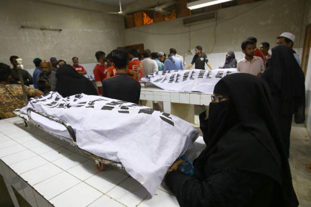 कराँचीको खाद्यान्न वितरण केन्द्रमा भागदौड, १२ जनाको मृत्यु