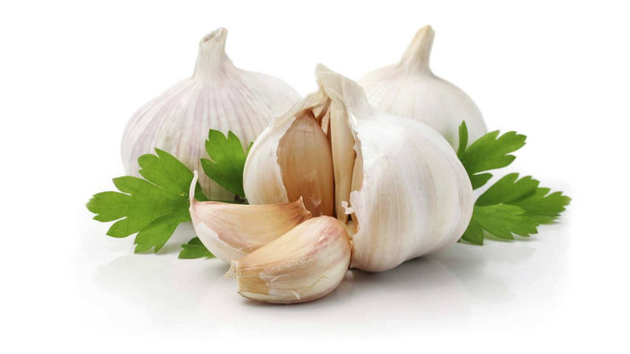 खाली पेटमा काँचो लसुन खाँदा पाइन्छ यति धेरै फाइदा