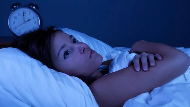 निद्रा लाग्दैन? यी खानेकुरा खानुहोस् मस्त निन्द्र लाग्छ