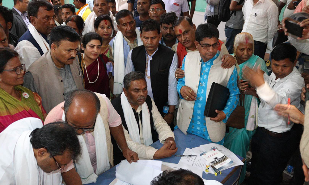 उपनिर्वाचन : बारा-२ मा उपेन्द्र यादवले गरे मनोनयन दर्ता