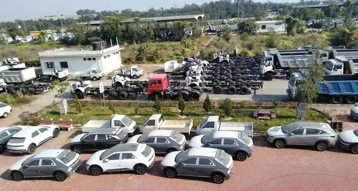 वीरगञ्ज आईसीपीमा थन्किए एक हजारभन्दा बढी नयाँ सवारी साधन