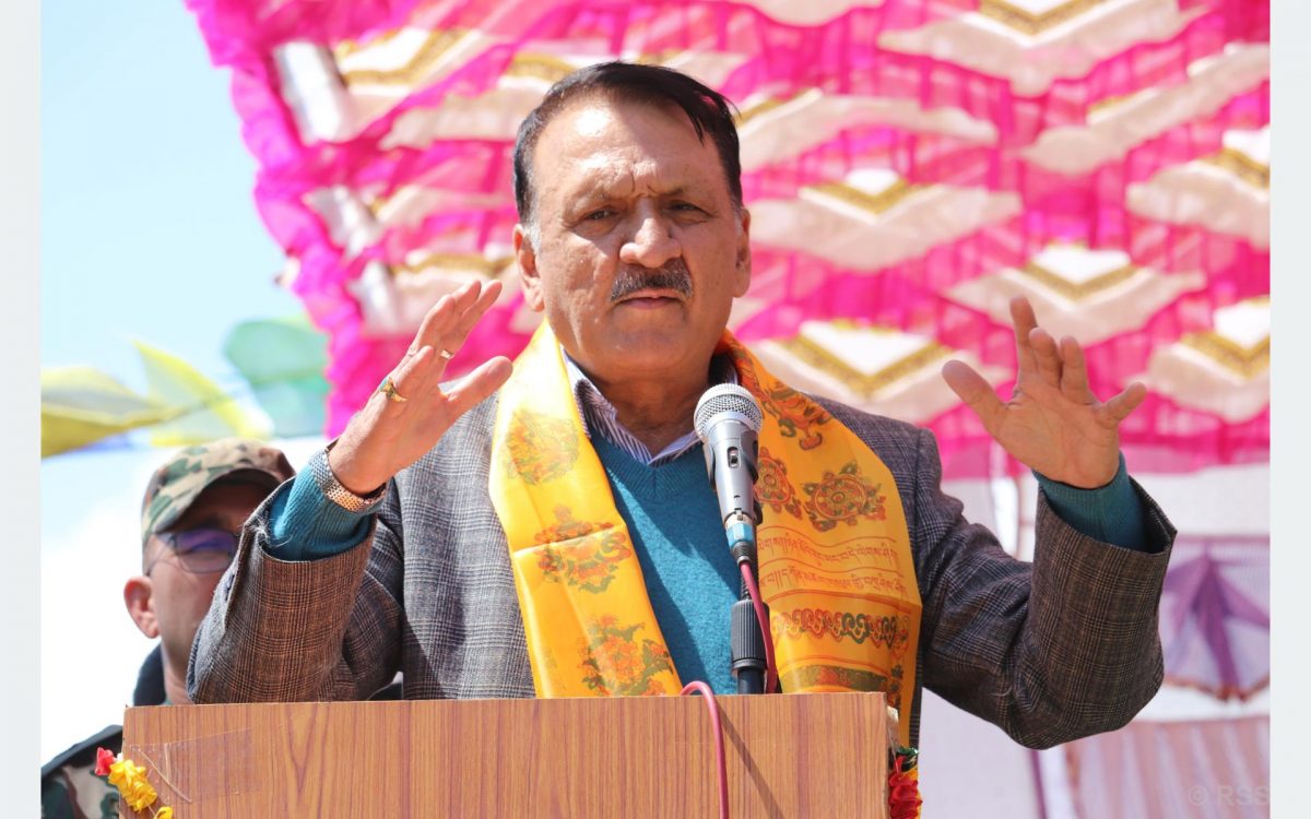 कमाउन र रमाउन विदेश नै जानुपर्छ भन्ने छैनः अर्थमन्त्री डा.महत