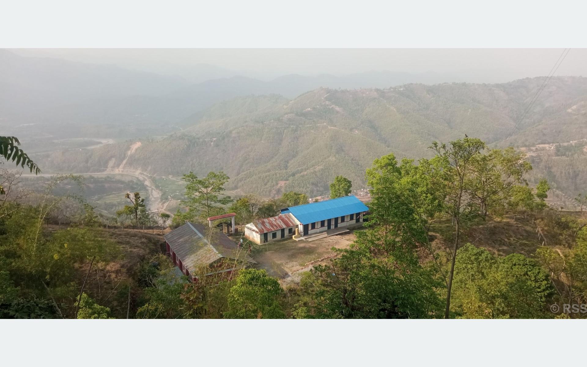 रामपुरको जनविकास प्राविमा विद्यार्थी भर्ना शून्य, विद्यालय समायोजनको तयारी