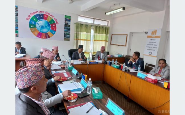 इमान्दारिताले विचौलिया अन्त्य गर्छः कानुनमन्त्री गुरुङ