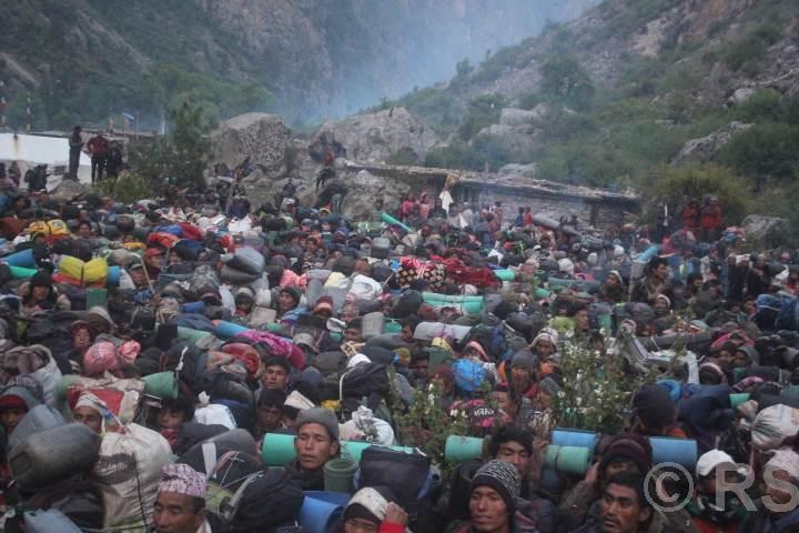 यार्सा टिप्न पाटन लागे मुगुवासी