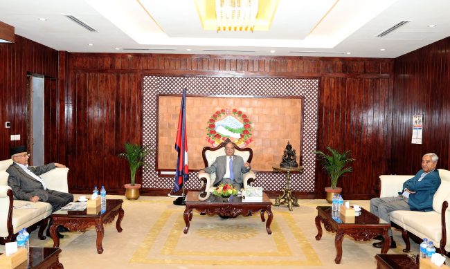 बालुवाटारमा शीर्ष नेताहरुको बैठक जारी