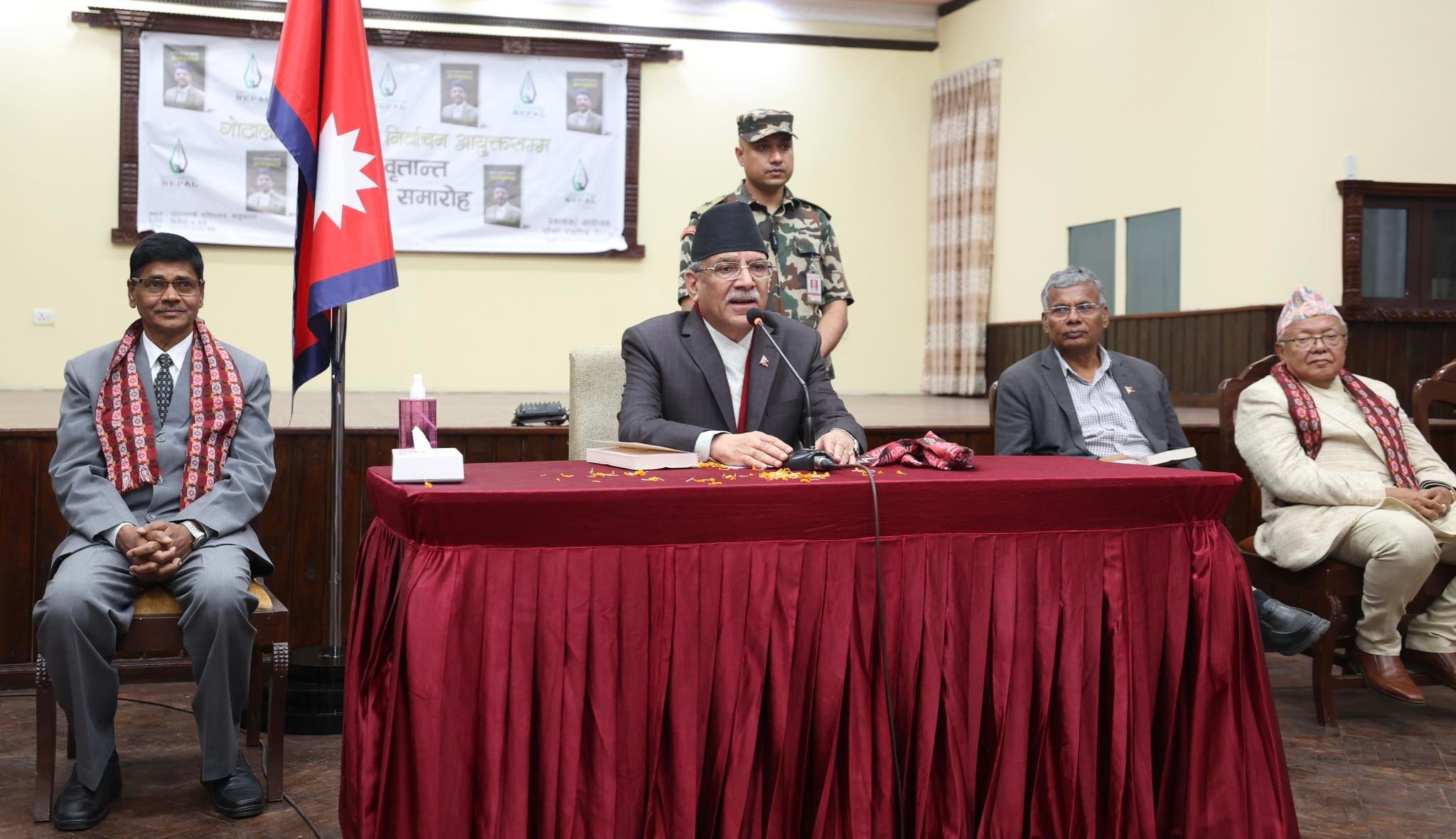 देशको अर्थतन्त्र सुधारको बाटोमा छः प्रधानमन्त्री