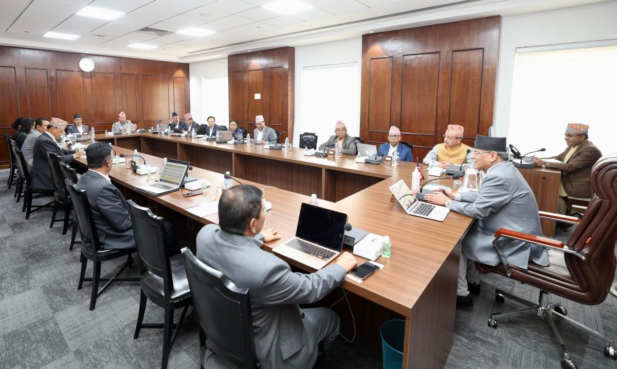 सिंहदरबारमा मन्त्रिपरिषद् बैठक जारी