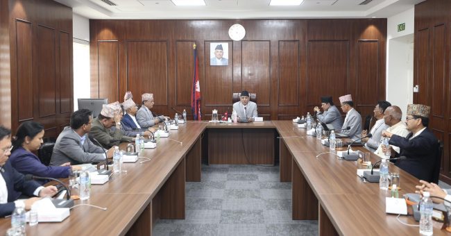 मन्त्रिपरिषद्को बैठक सिंहदरबारमा जारी