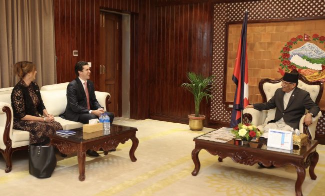 अष्ट्रेलियाली सहायक विदेश मन्त्रीद्वारा प्रधानमन्त्रीसँग भेटवार्ता