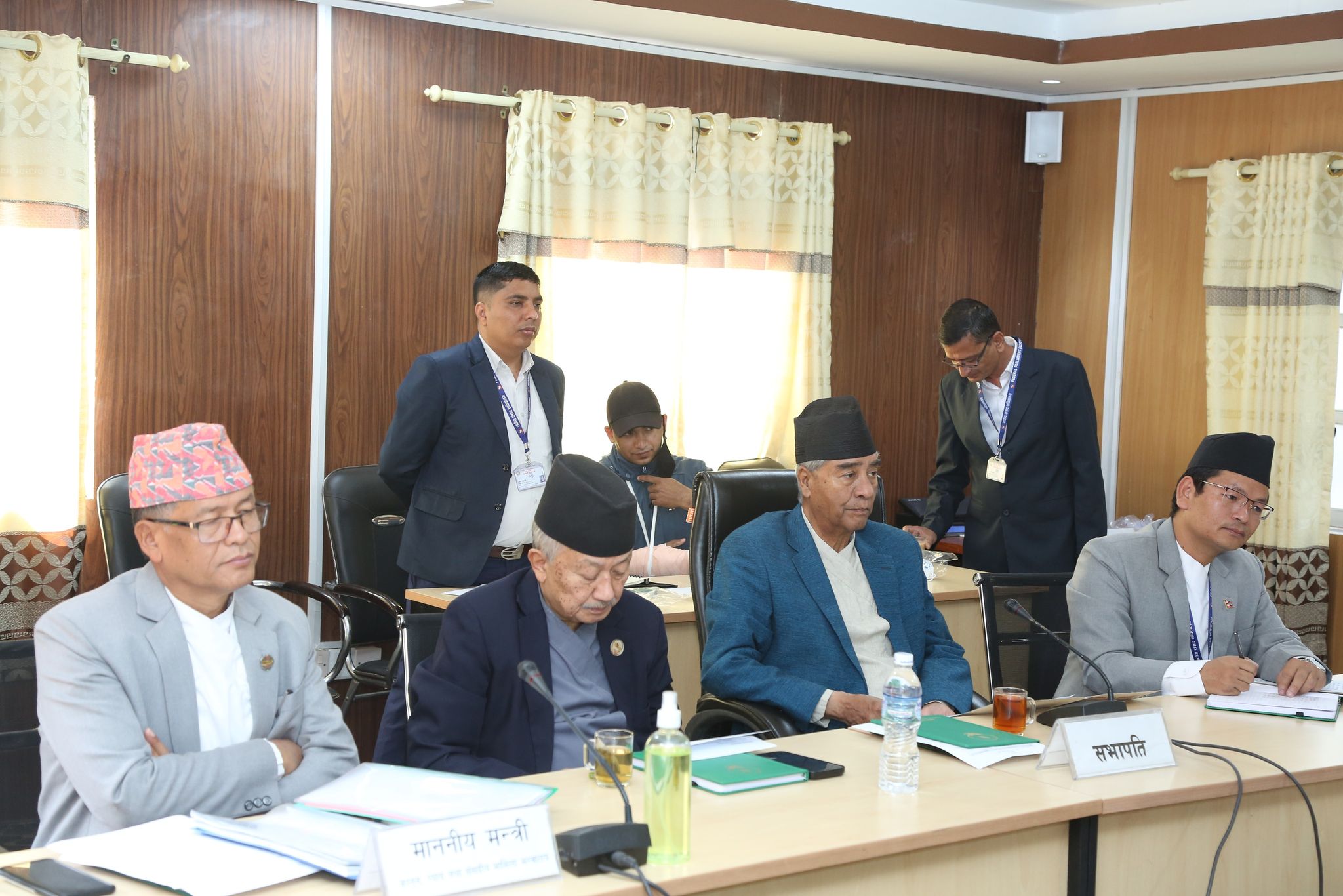 जेष्ठ सदस्यको हैसियतले देउवा बने कानून समितिको सभापति