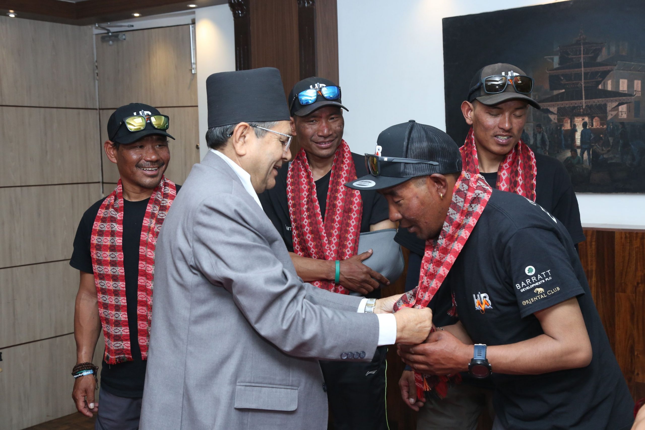 हरि बुढामगरको विश्वकीर्तिमान आरोहणको क्षेत्रमा प्रेरणादायी बन्नेछ : सभामुख घिमिरे