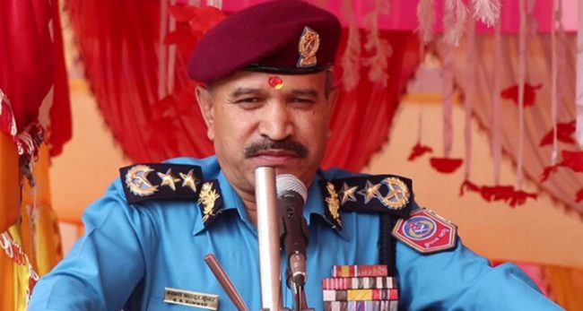 आइजीपी कुँवरमाथि राजीनामाको दबाव, भारत भ्रमणपछि निर्णय गर्ने प्रधानमन्त्रीको तयारी