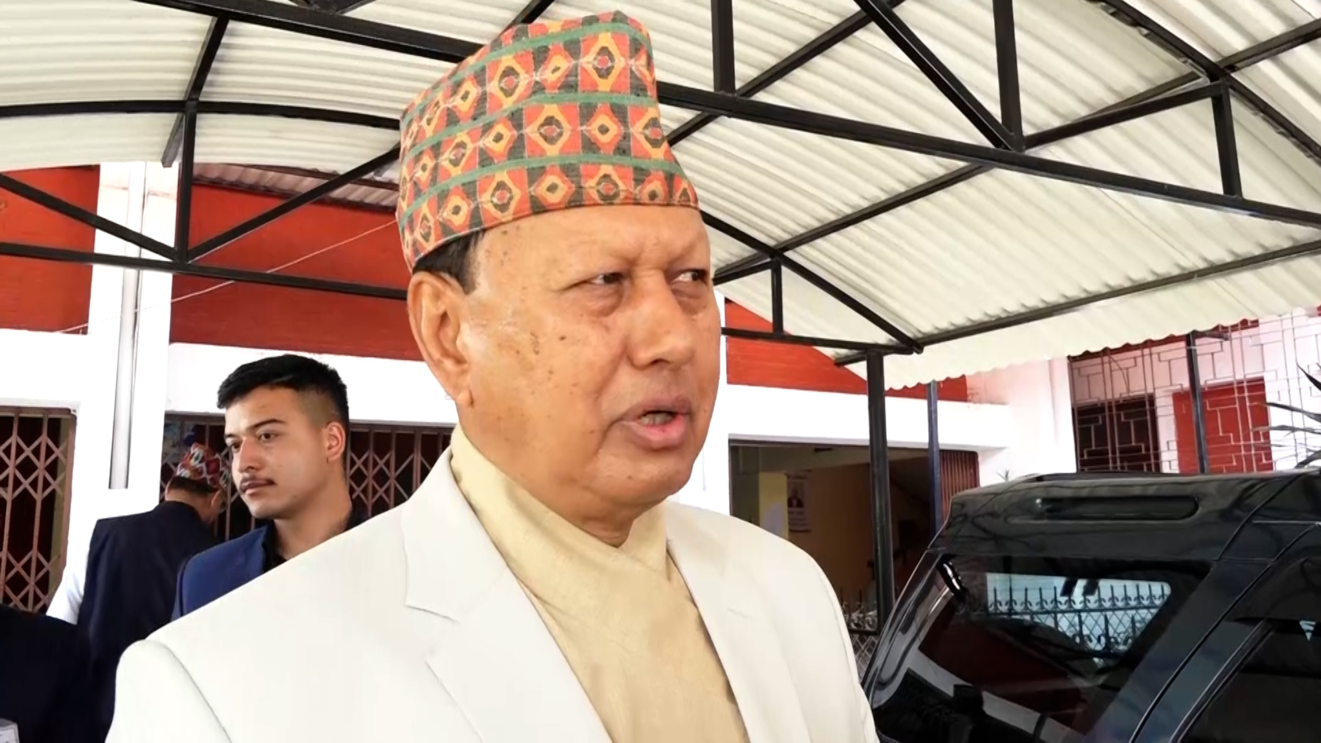 स्वास्थ्यमन्त्री बस्नेतले मन्त्रालय र बिभिन्न बिभागमा गरे आकस्मिक अनुगमन