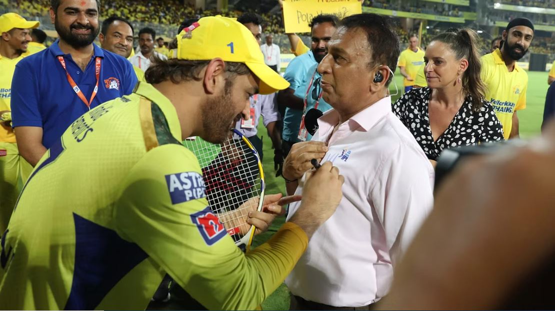 धोनीका लागि सुनिल गावस्करले किन आँसु बगाए ?