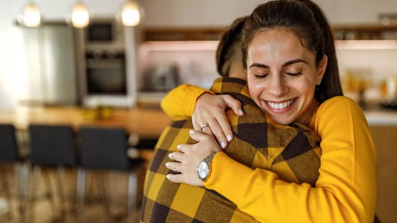 अंकमाल गर्नु धेरै रोगहरूका लागि सुपर थेरापी