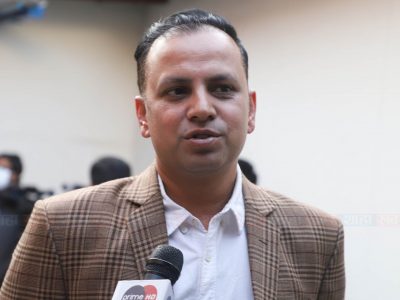 धनुषा-३ मा रास्वपाका मनिष झाले लिए हजार मतको अग्रता