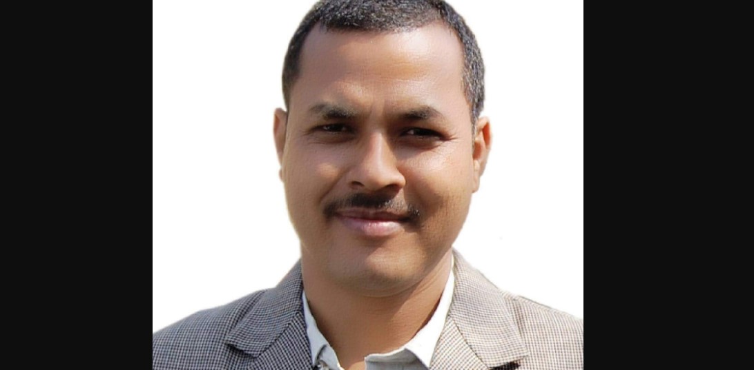 बालकृष्ण खाँणका स्वकीय सचिव नरेन्द्र केसी पक्राउ