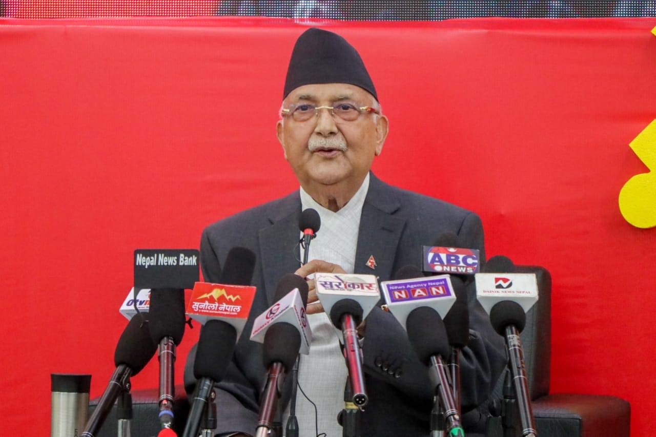 शरणार्थी प्रकरणमा एक बर्षअघि नै उजुरी आएपछि गुपचुप मिलाउन खोजेको ओलीको आरोप