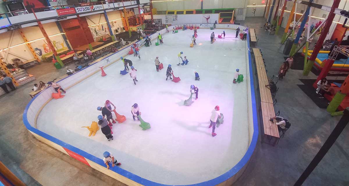 नेपालमा पहिलो पटक आइस स्केटिङ खेलको सुरुवात