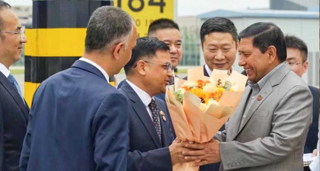 उपप्रधानमन्त्री श्रेष्ठ छेन्दुमा