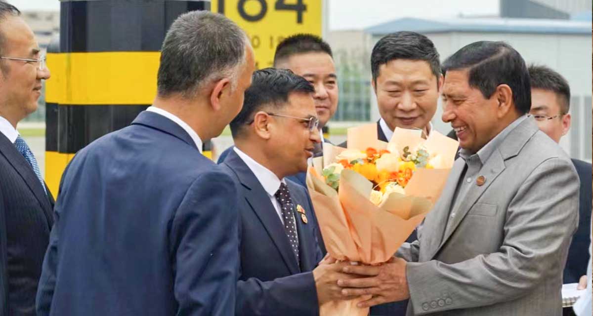 उपप्रधानमन्त्री श्रेष्ठ छेन्दुमा