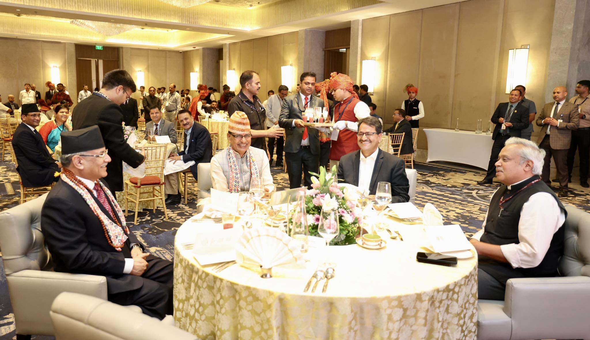 प्रधानमन्त्री दाहालको सम्मानमा मध्यप्रदेशका मुख्यमन्त्रीको रात्रिभोज