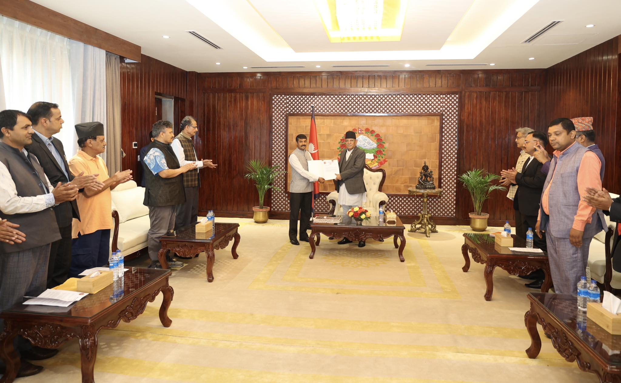 भ्रष्टाचार विरुद्धको लडाइँबाट प्रतिक्रियावादीहरु अत्तालिएः प्रधानमन्त्री दाहाल