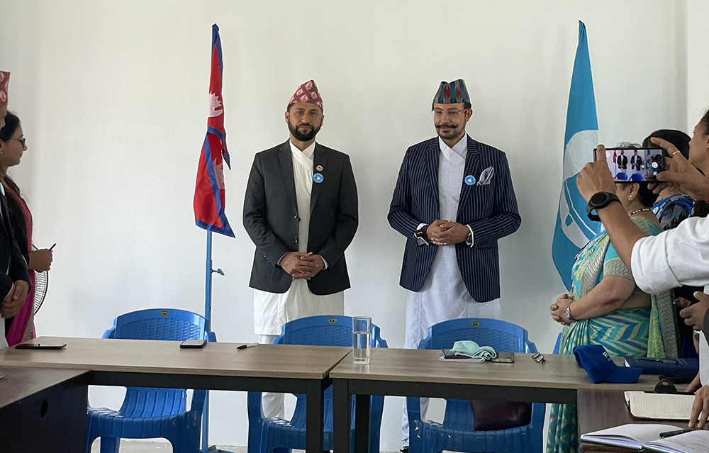 बैंकर अनिलकेशरी शाह रास्वपा प्रवेश