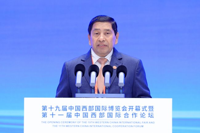 गृहमन्त्री श्रेष्ठ आइतबार स्वदेश फर्कँदै