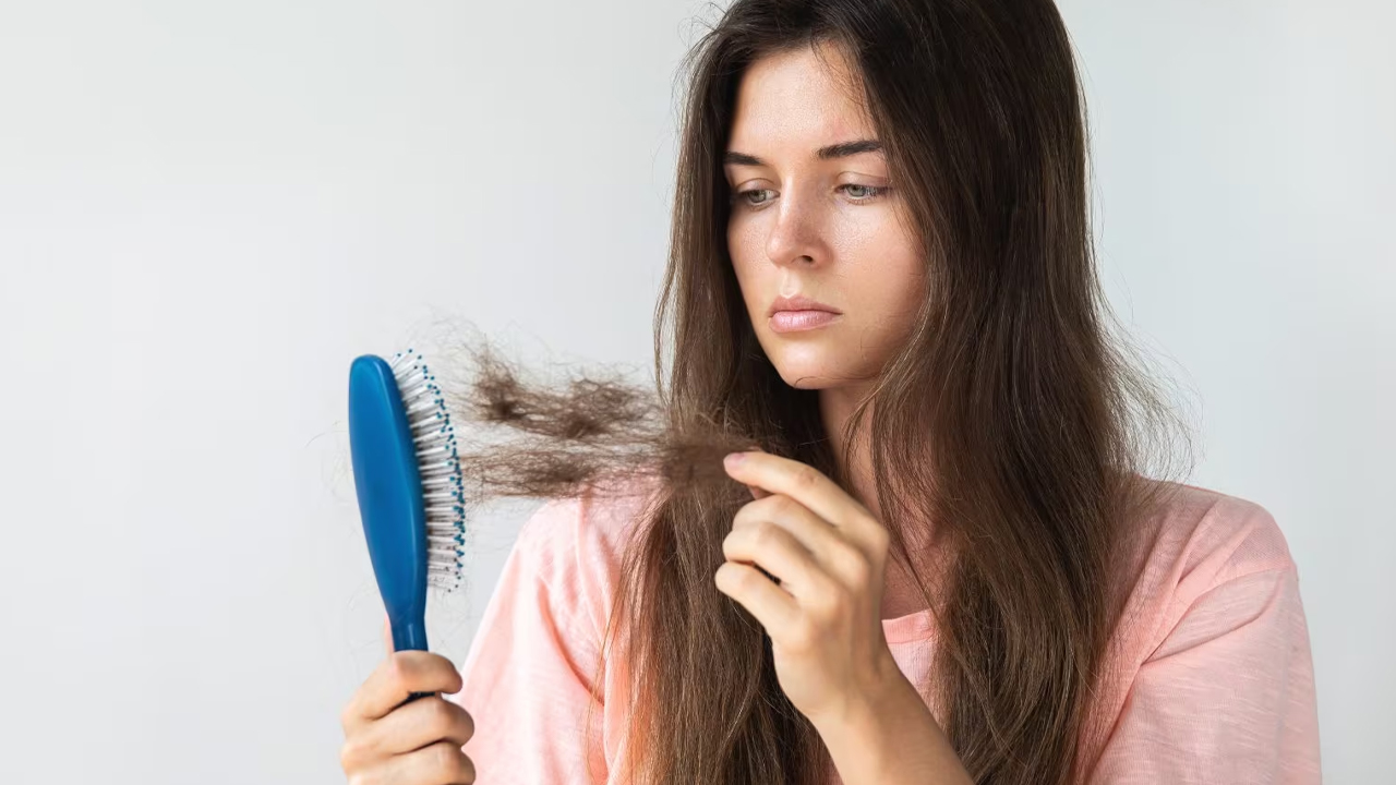 कपाल झर्ने समस्या चाँडै रोकिनेछ, यो घरेलु उपाय अपनाउनुहोस्!