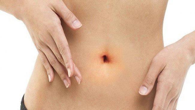 नाभि गन्हाउँछ ? यसरी गर्नुहोस् सफा